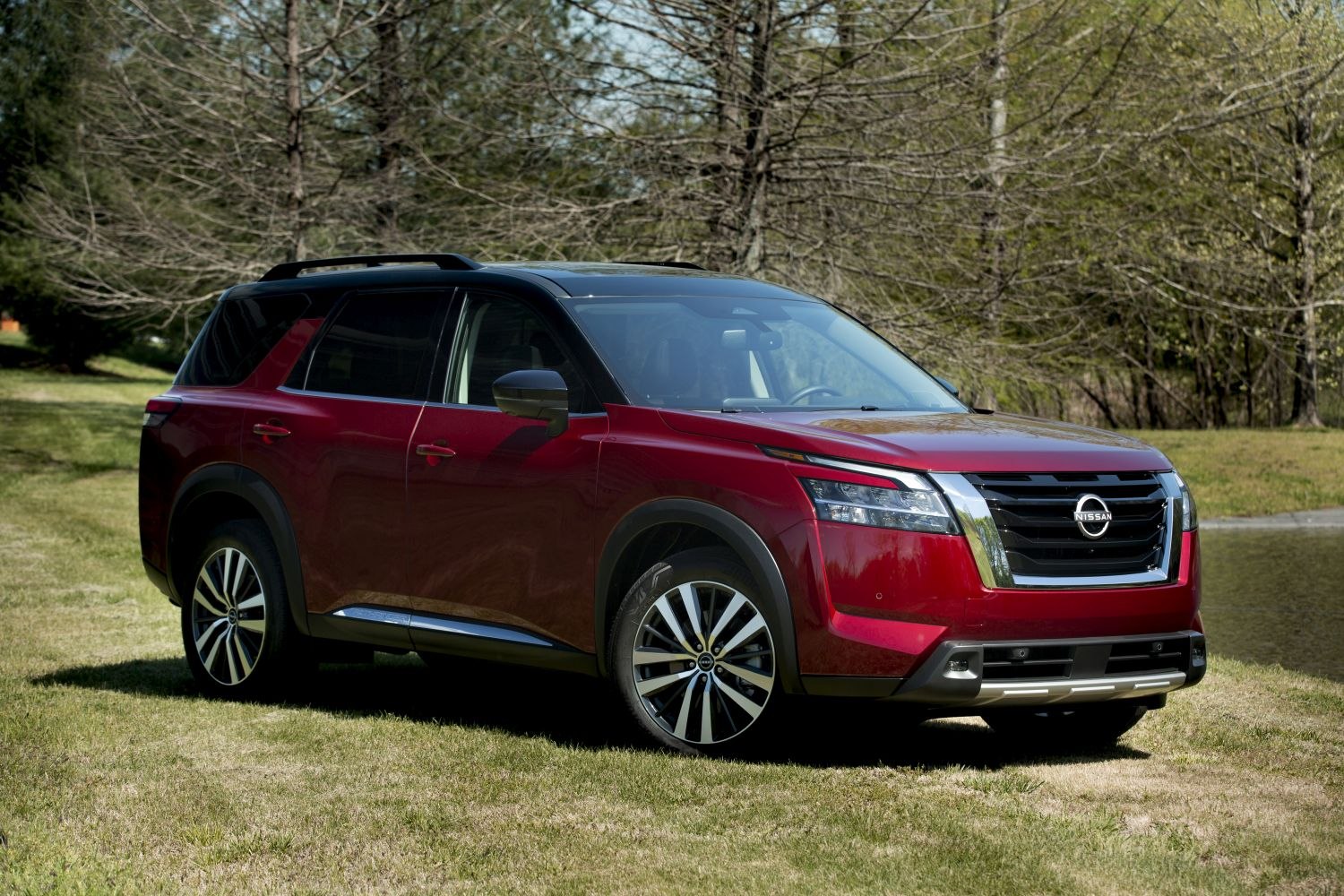 Nissan Pathfinder technical specifications and fuel economy